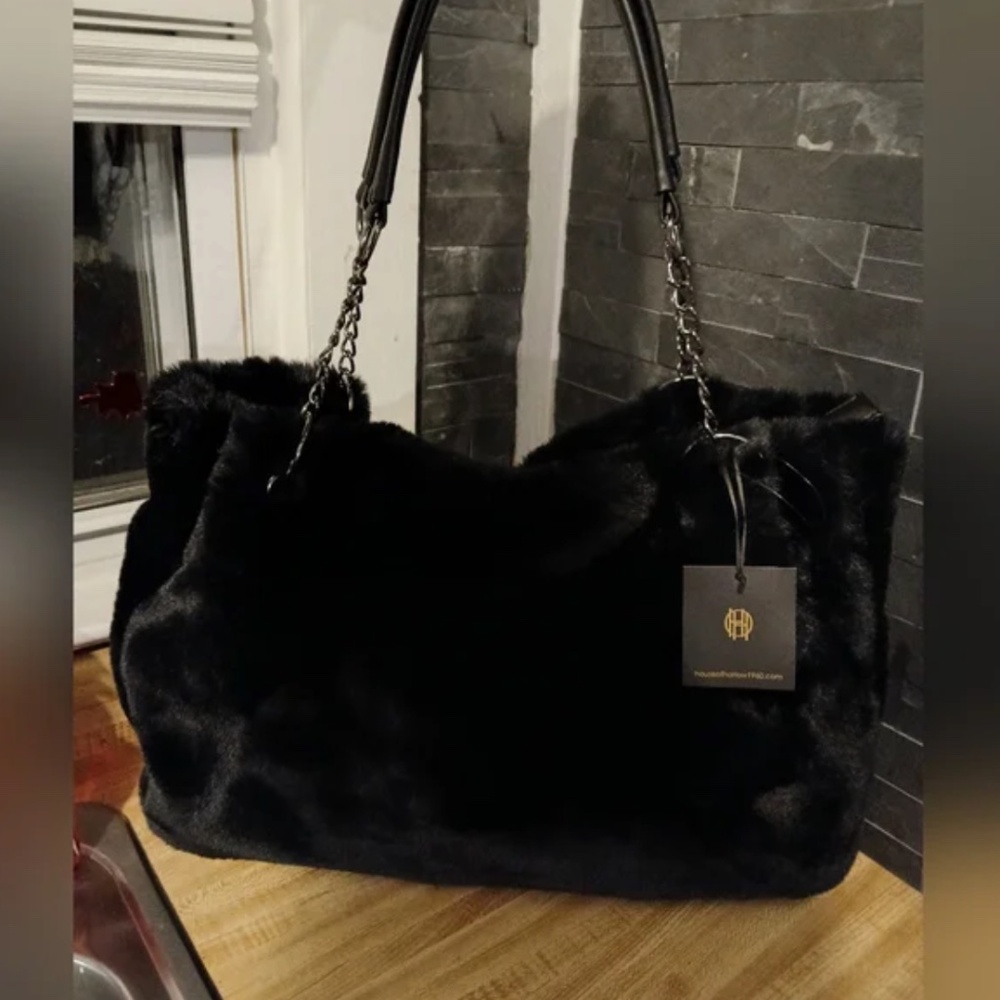 NWT House of Harlow 1960 Elegant Black Faux Fur Purse Tote Shoulder Bag